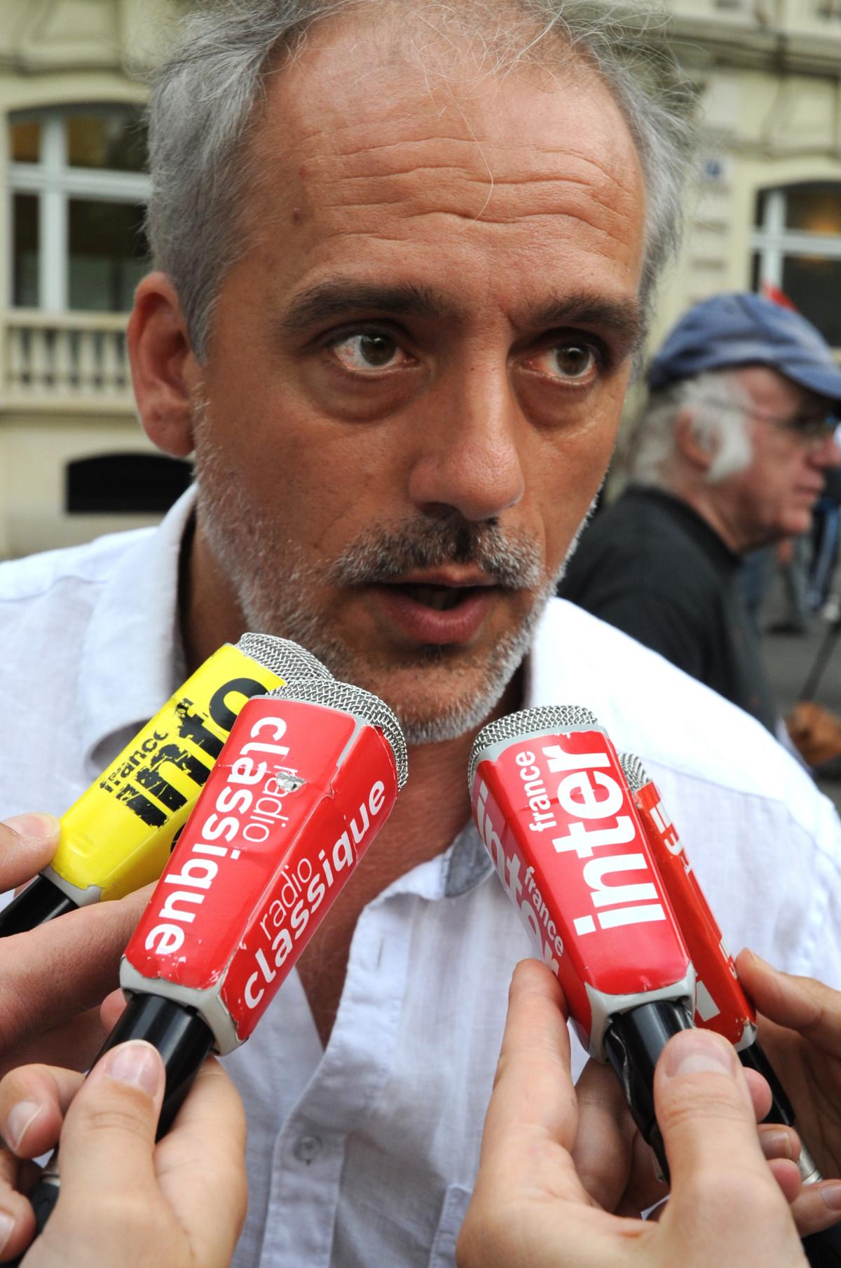 Philippe Poutou en interview sur PSA