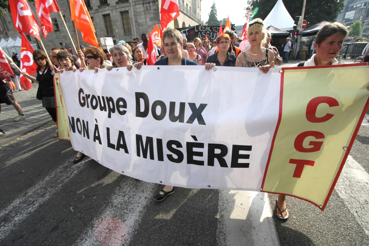 Banderole des salariés NON à la misère