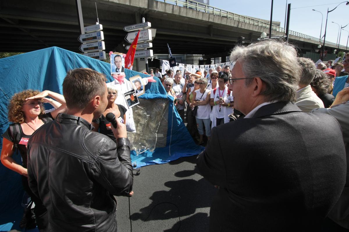 prises de parole d'Olivier Besancenot et de Pierre Laurent