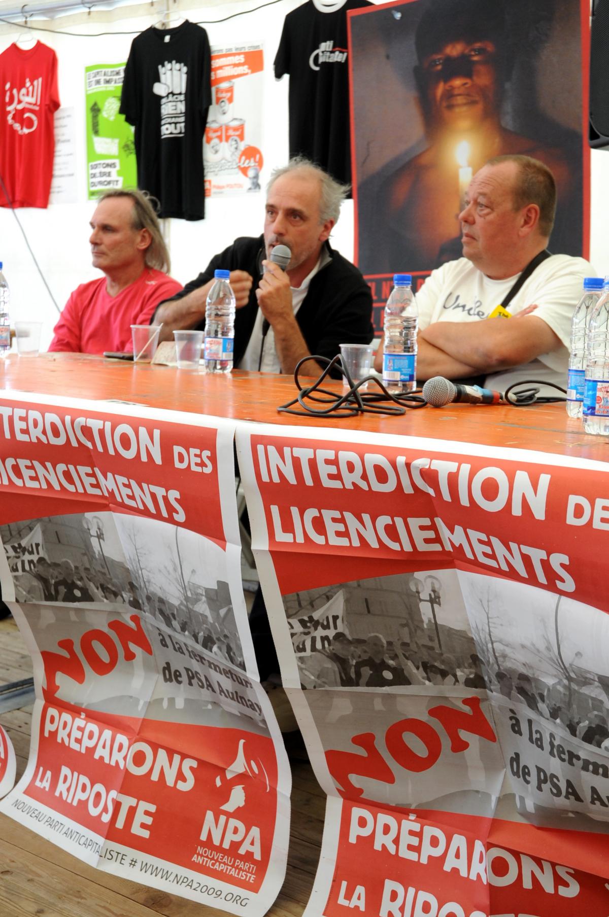 tribune avec aéronautique Orly Ford et Fralib