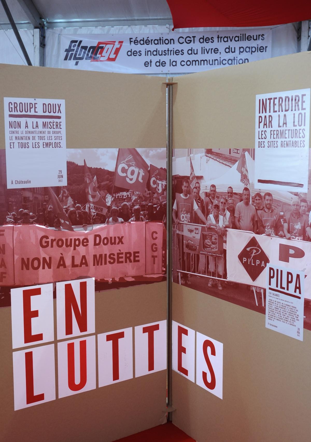 affiche du groupe DOUX
