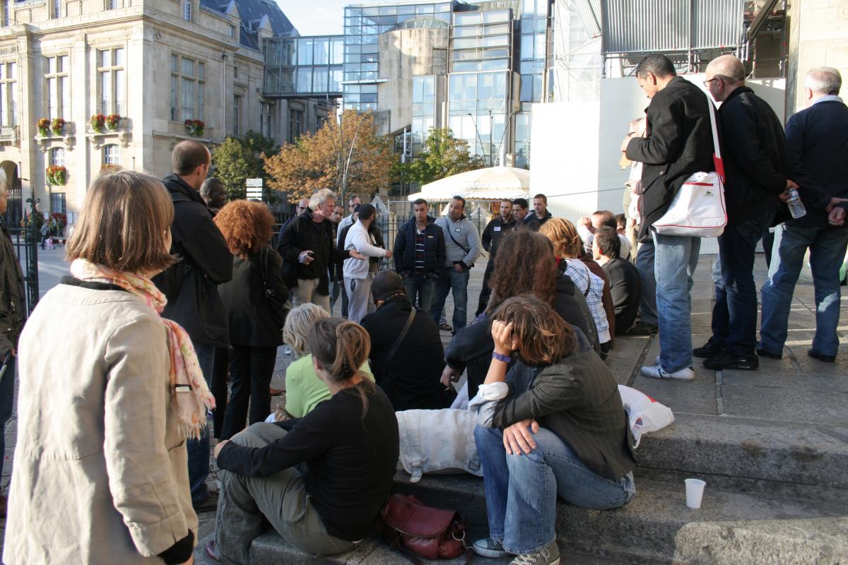 Le point de la situation sur le parvis de la Basilique