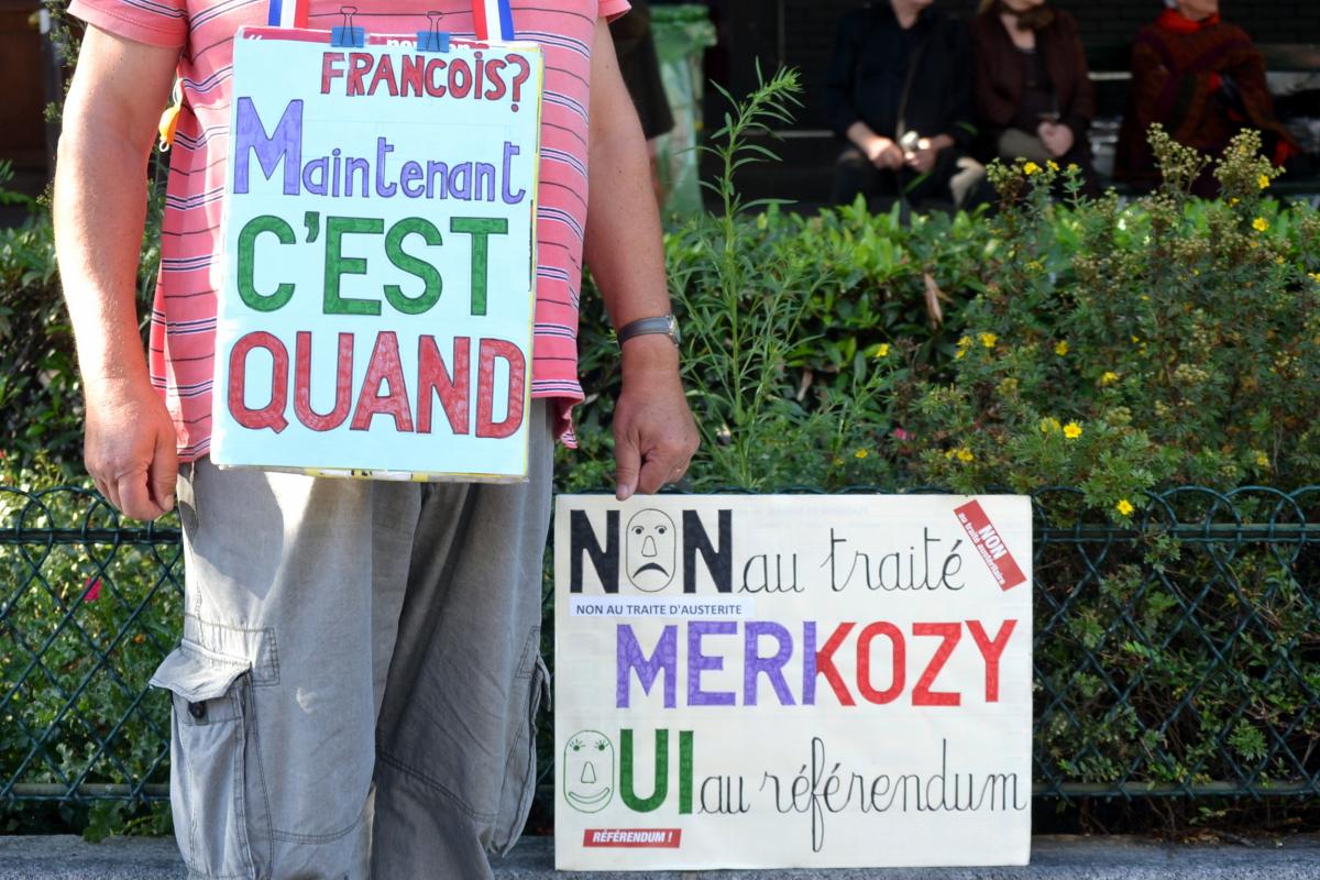 Pancarte : François Maintenant c'est quand ?