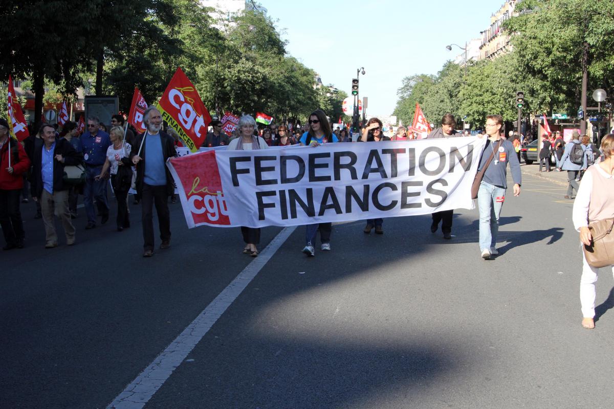 Banderole de la CGT fédération finances