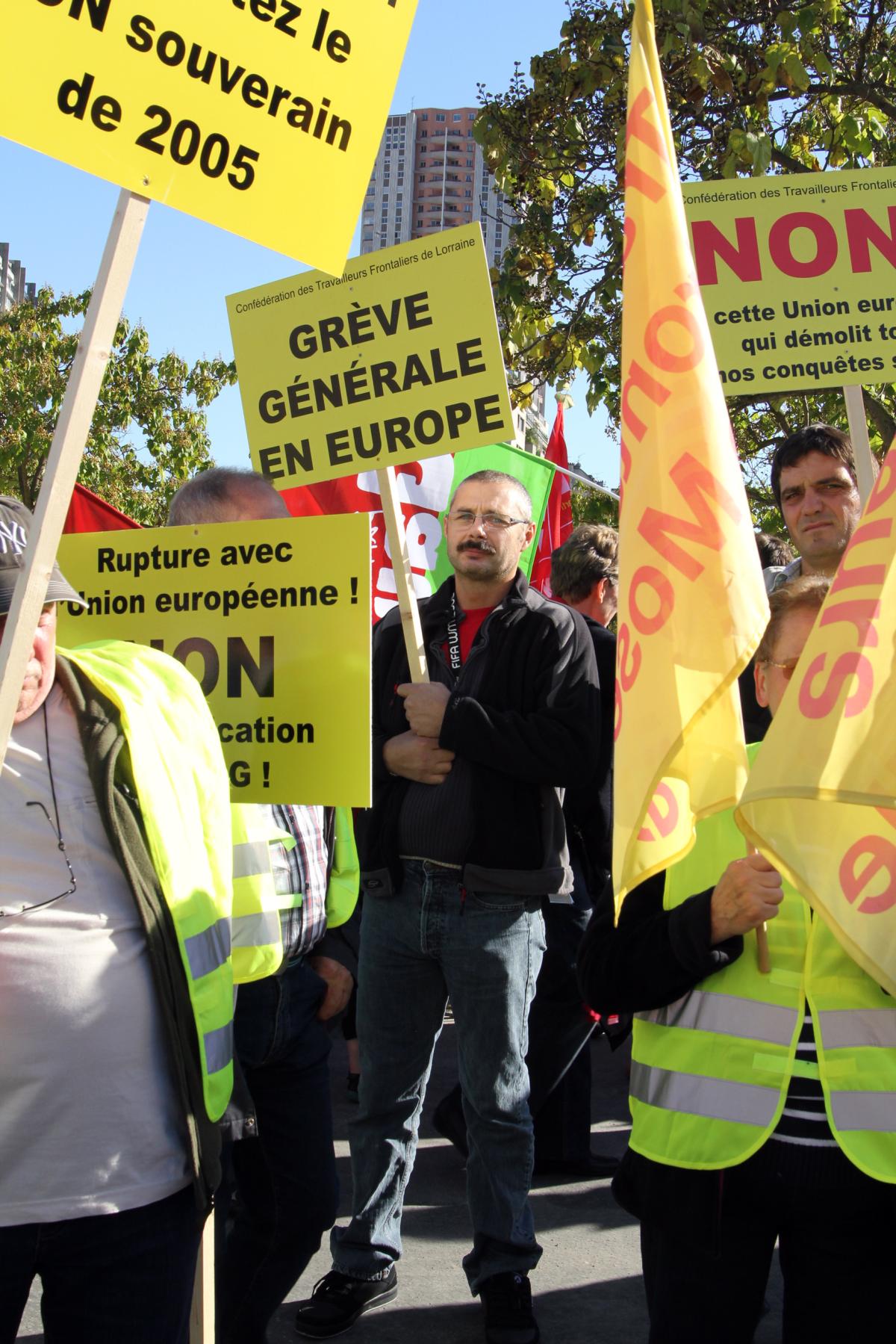 Pancartes des travailleurs frontaliers