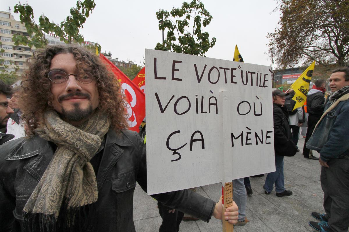 Pancarte le vote utile voilà où ça mène