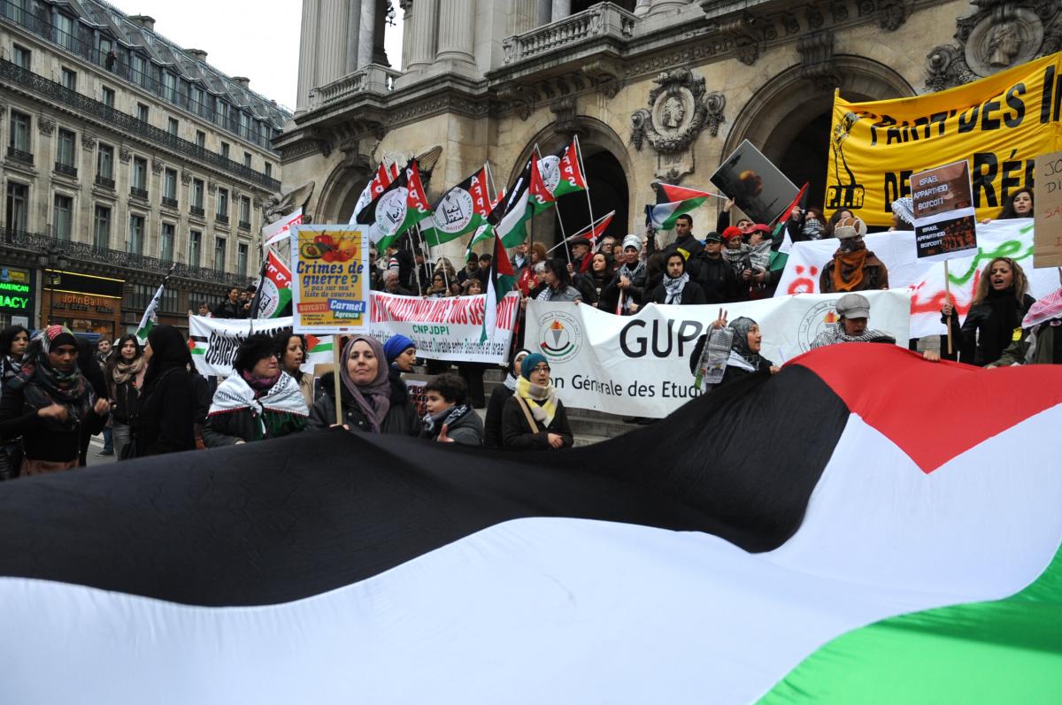 Halte aux agressions contre Gaza place de l'Opéra