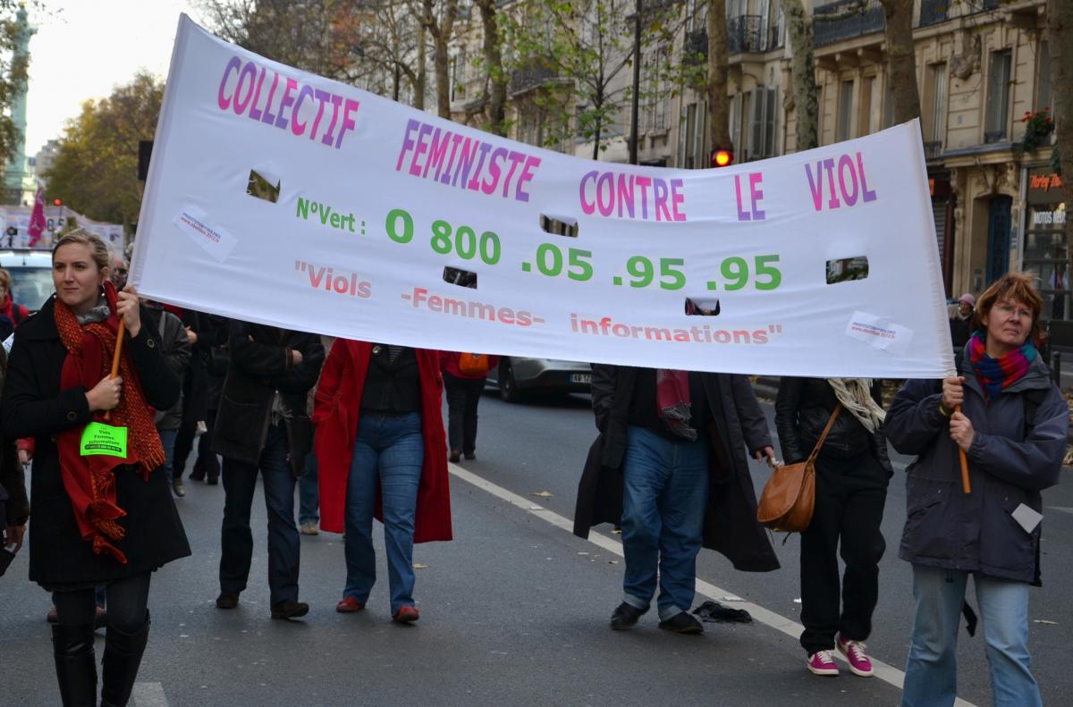 Collectif féministe contre le viol. Manifestation contre les violences faites aux femmes, dimanche 25 novembre, Paris