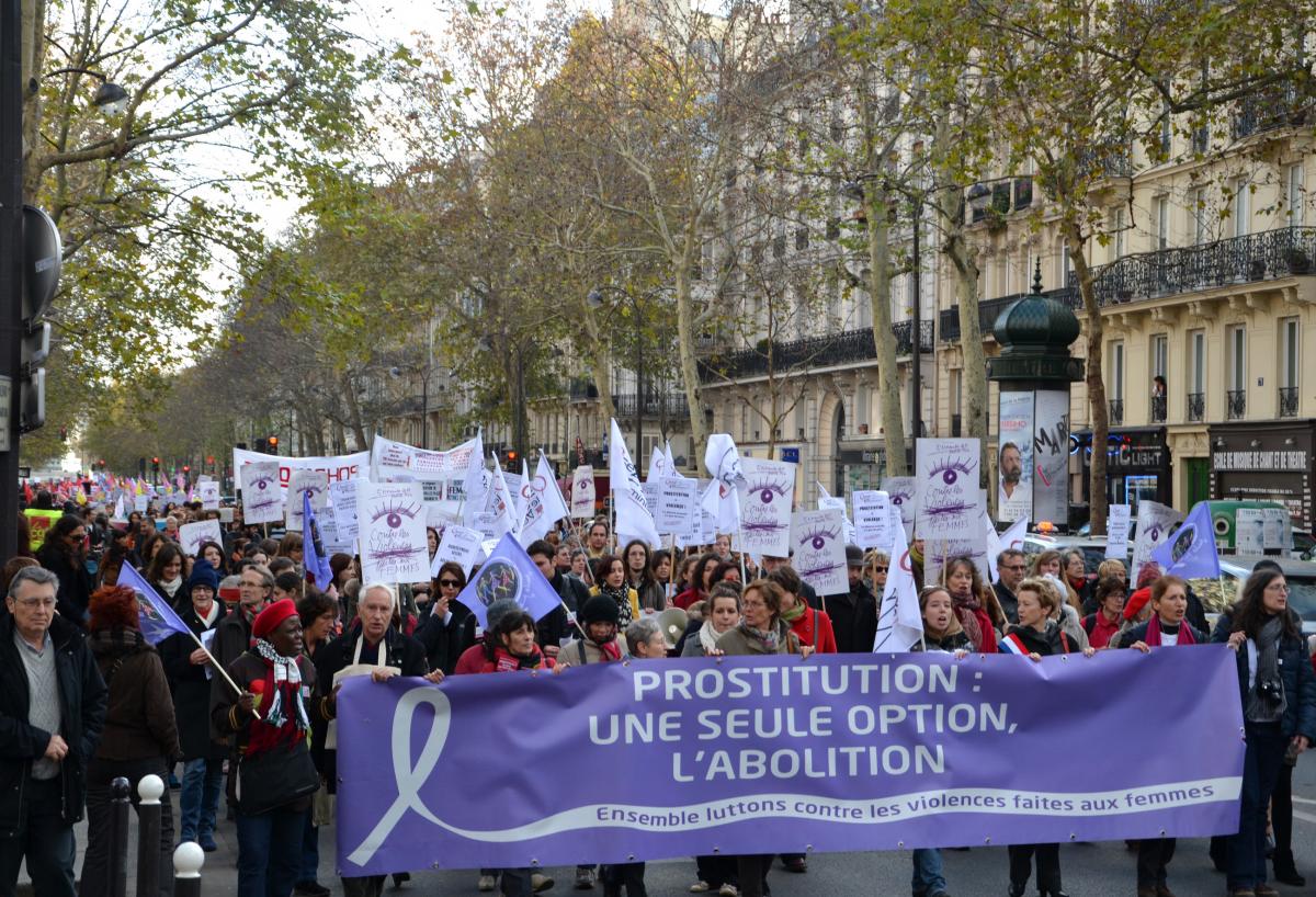 Abolutionnistes. Manifestation contre les violences faites aux femmes, dimanche 25 novembre, Paris
