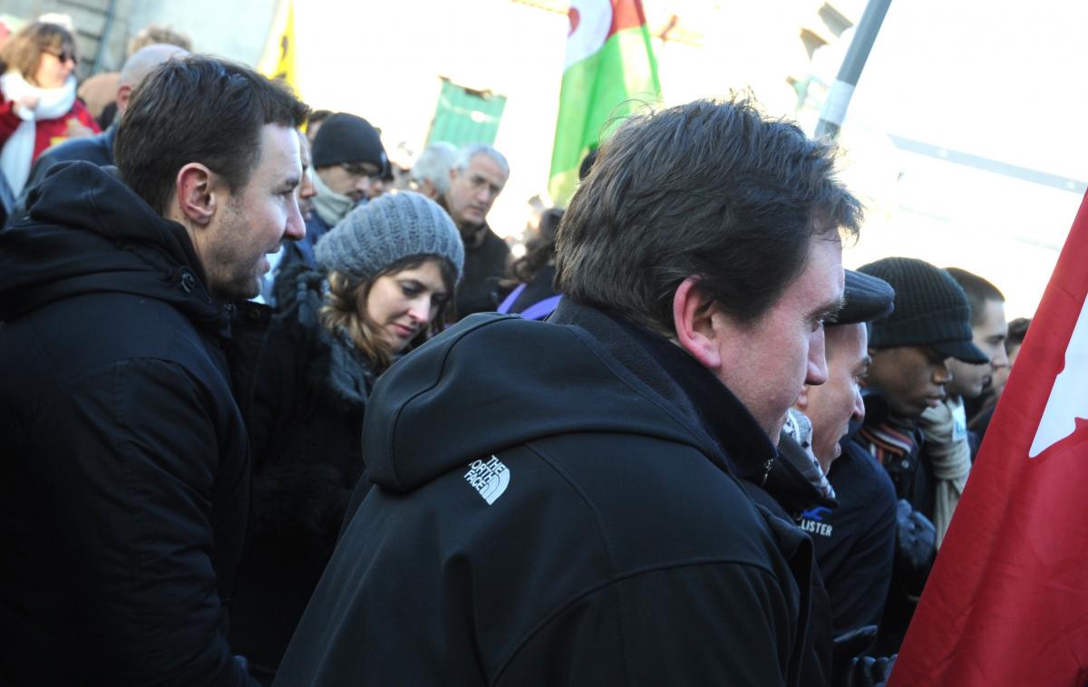 Olivier Besancenot Sud Poste devant le tribunal de Versailles