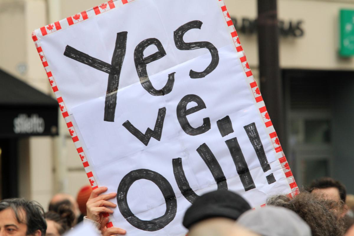 Pancarte Yes we Oui