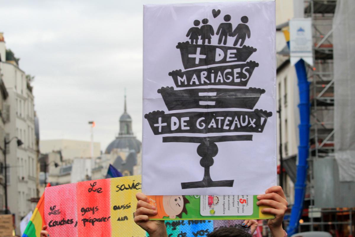 Pancarte + de mariages = + de gateaux !