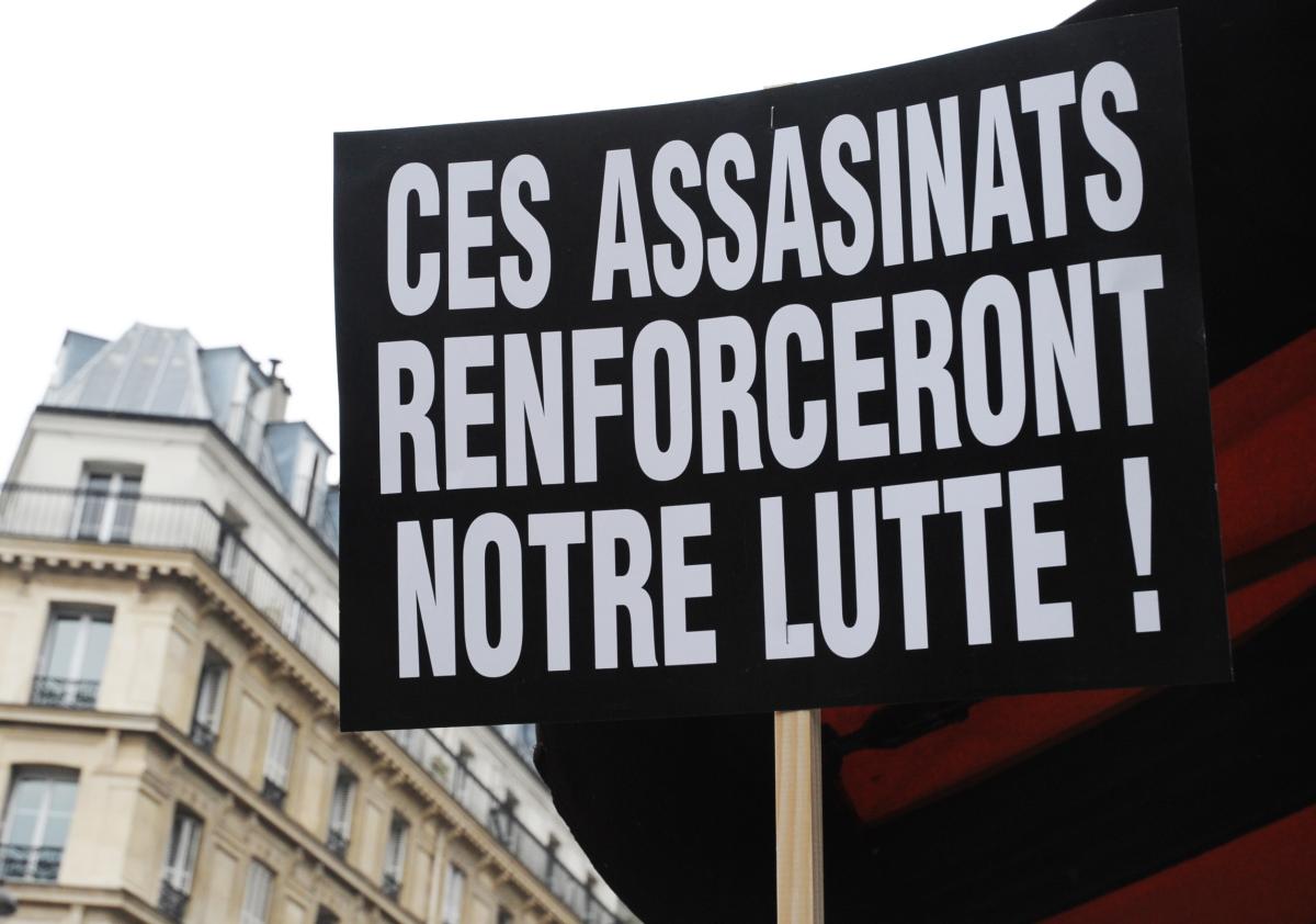 affichette ces assasinats renforceront notre lutte