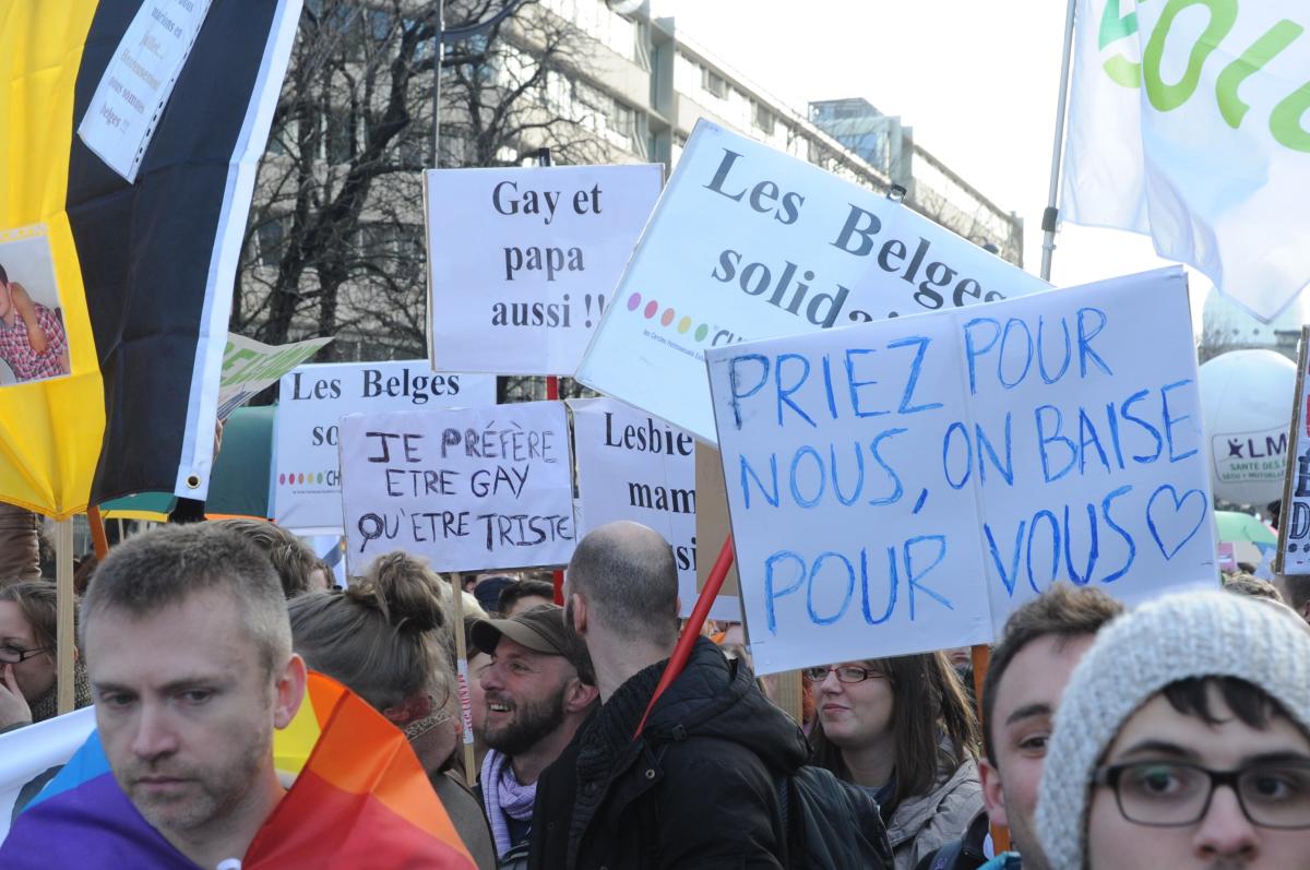 Priez pour nous on baise pour vous