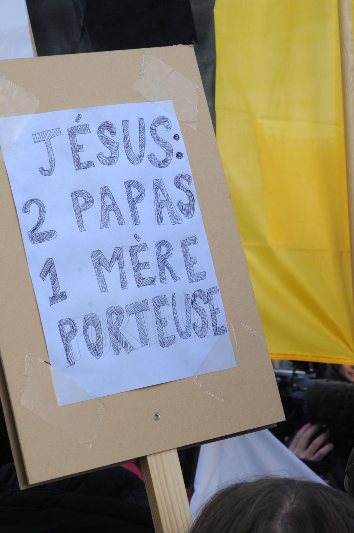 Jésus deux papas une mère porteuse
