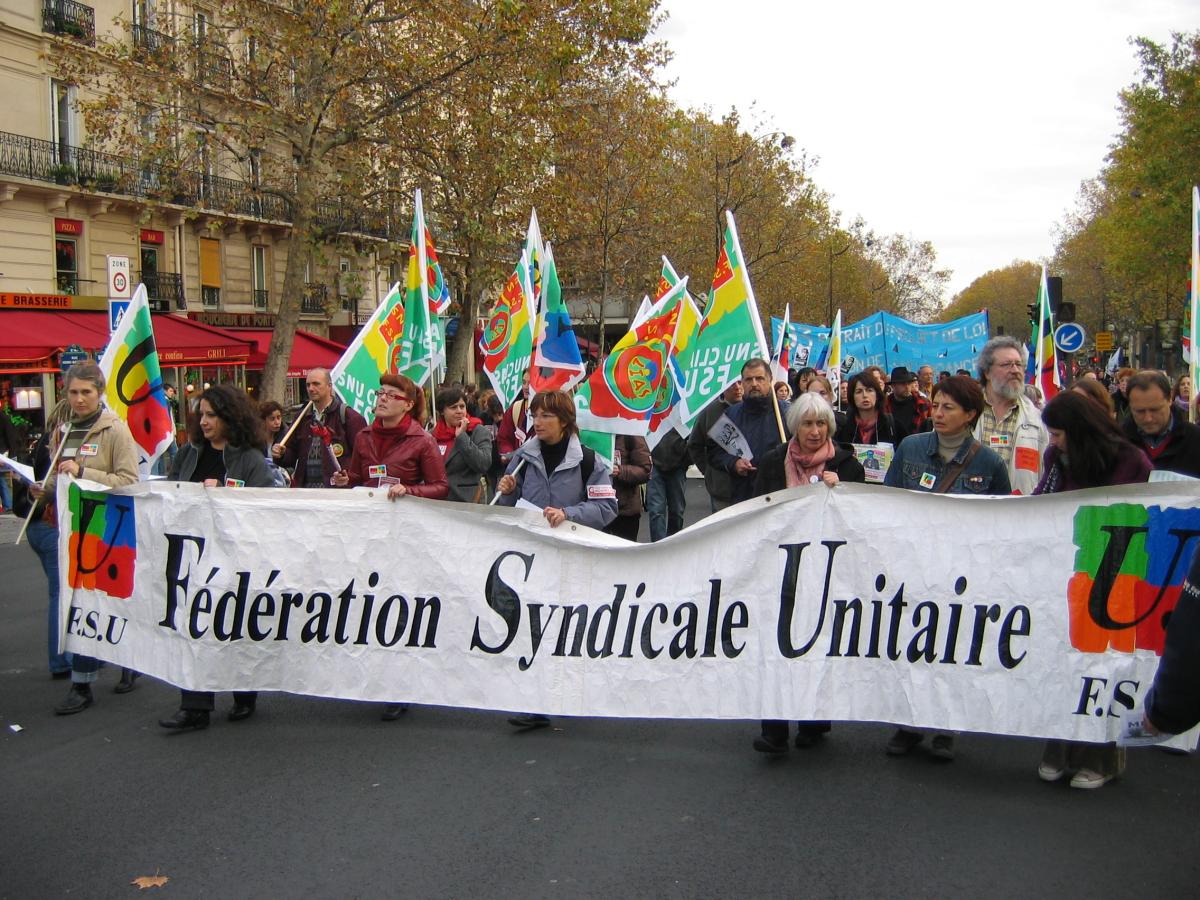 Banderole de la Fédération syndicale unitaire FSU