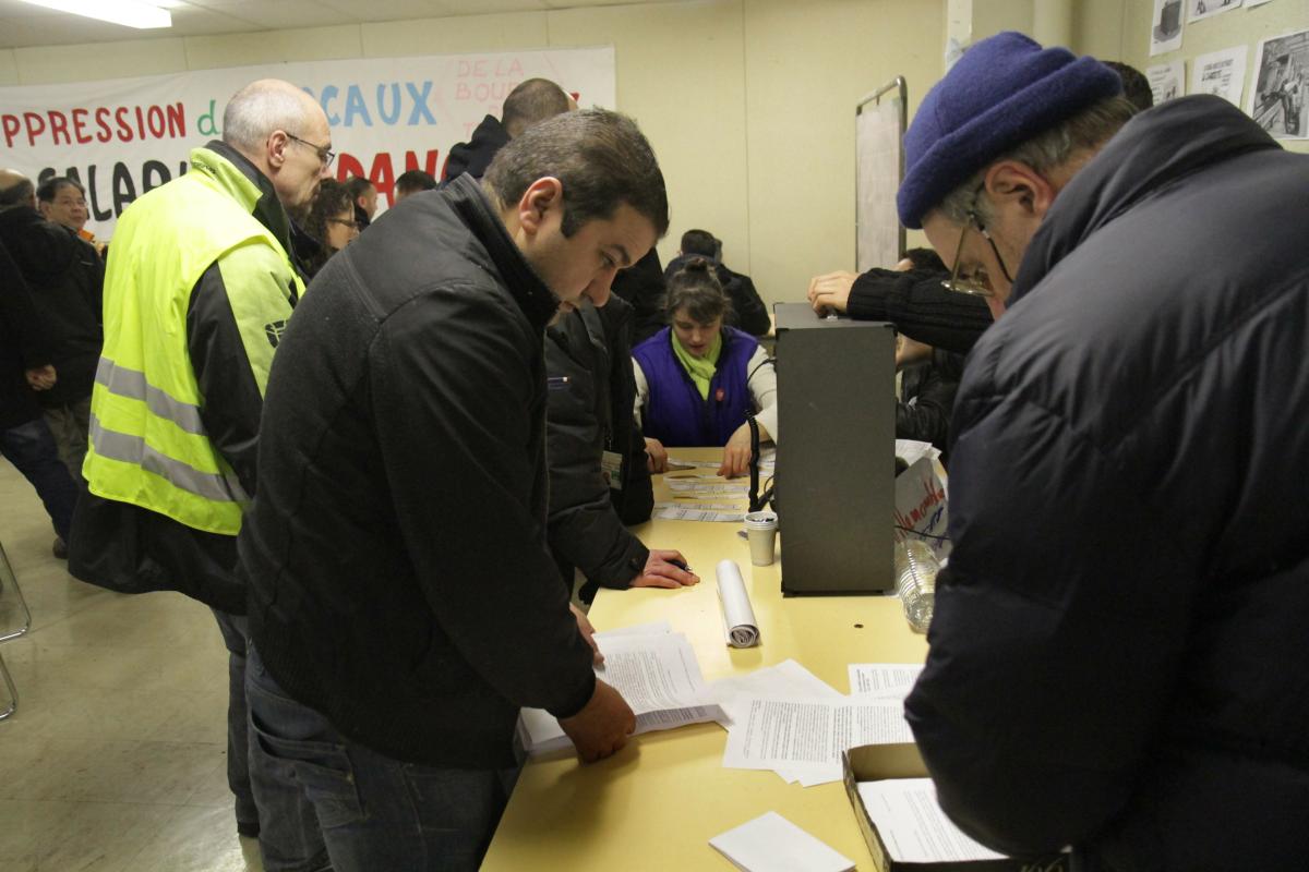 Inscriptions des grévistes sur la tournée des maires pour obtenir du soutien