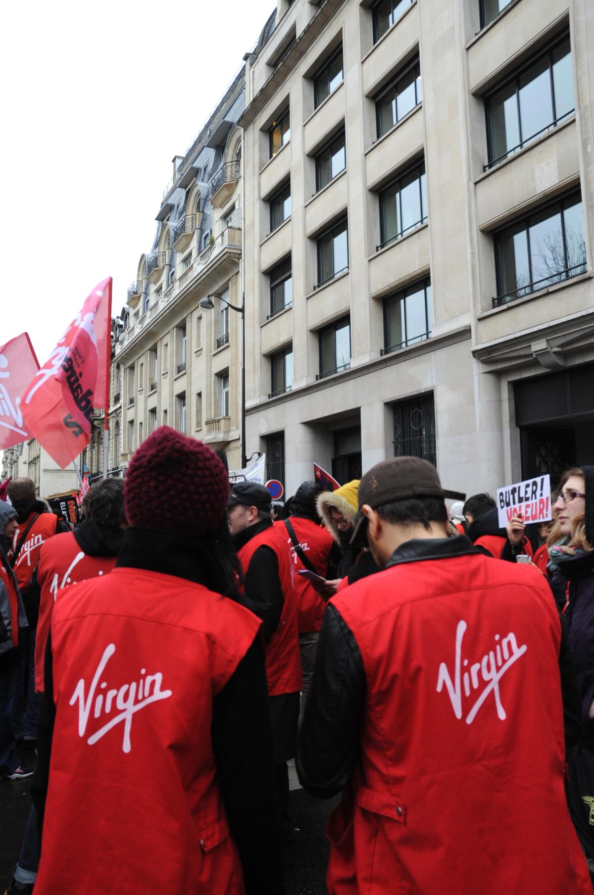 Les Virgin devant le siège Butler Capital Partners