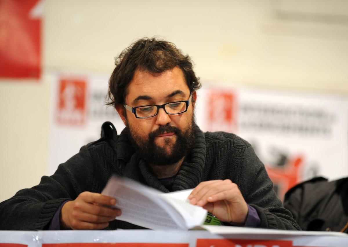Ricardo Martin Santos de Izquierda Anticapitalista au deuxième Congrès du Npa