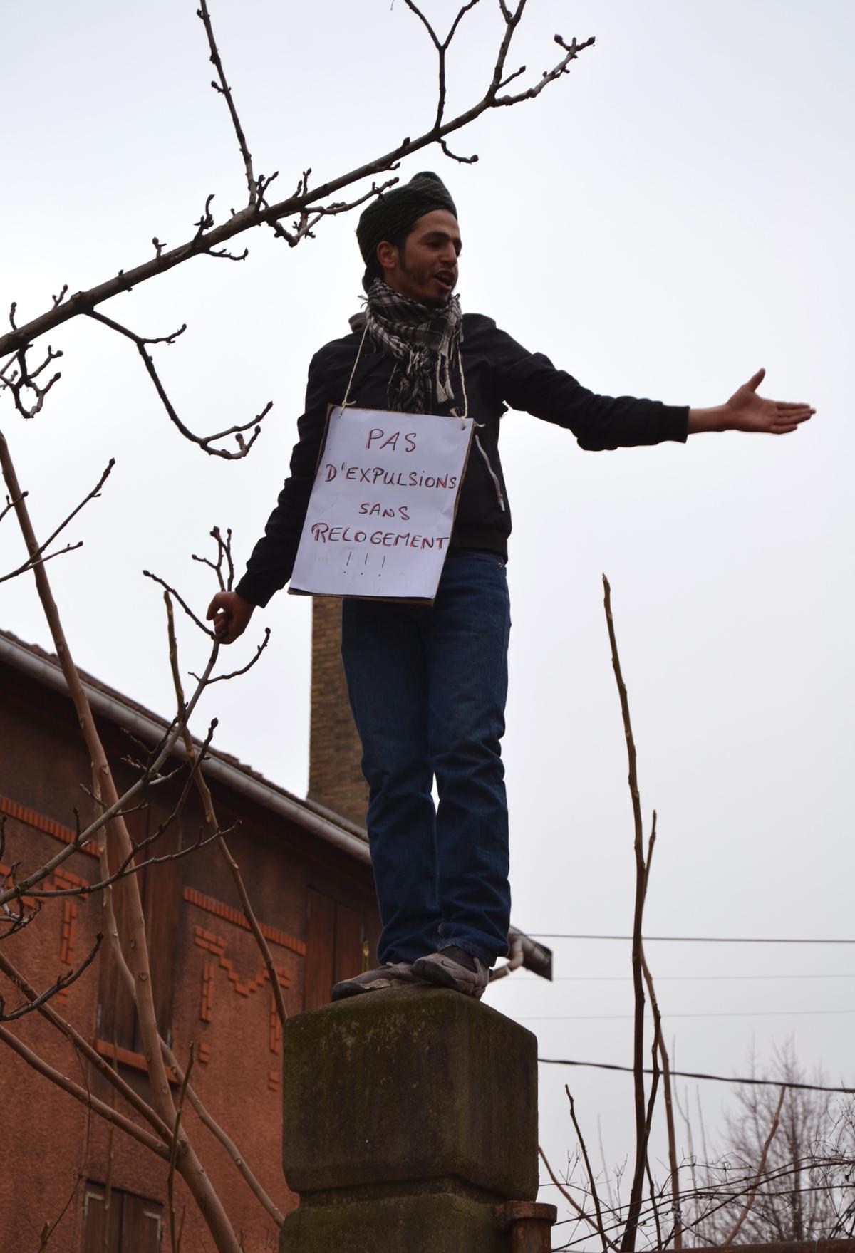 manif contre les expulsions, pas d'expulsions sans relogements