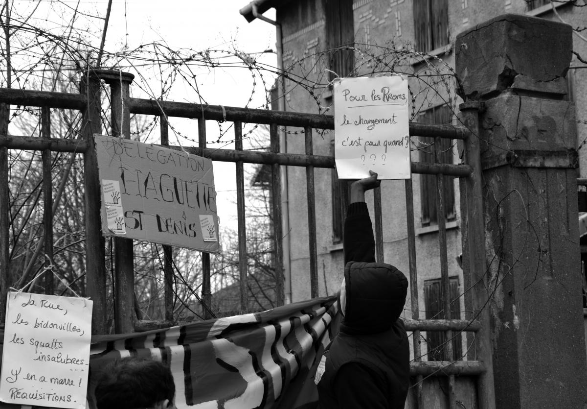 manif contre les expulsions (campements Rroms entre autre), pancarte