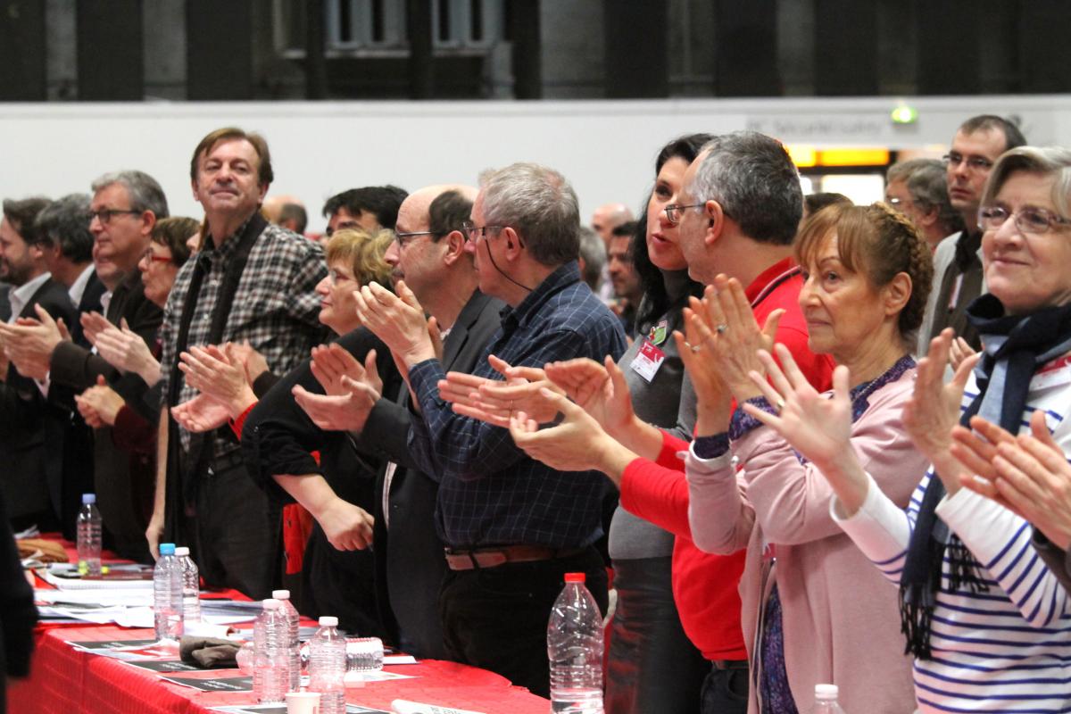 Le Front de Gauche applaudit