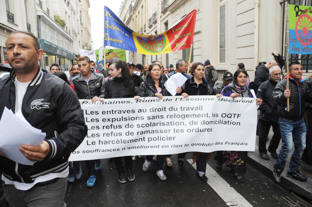 Association de solidarité de Roms en Essonne en manifestation régionale