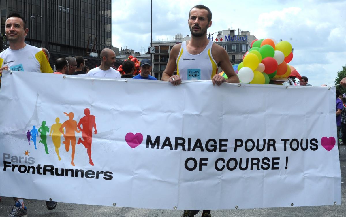 Banderole Mariage pour tous OF Course!