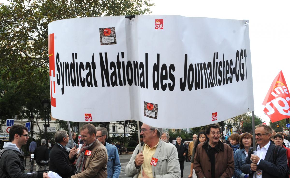Banderole du syndicat National des journalistes Cgt