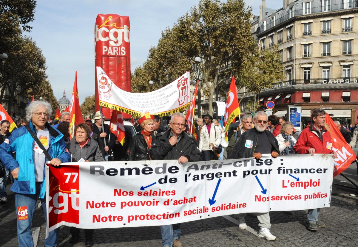 Banderole Cgt remède anti-crise de l'argent pour financer