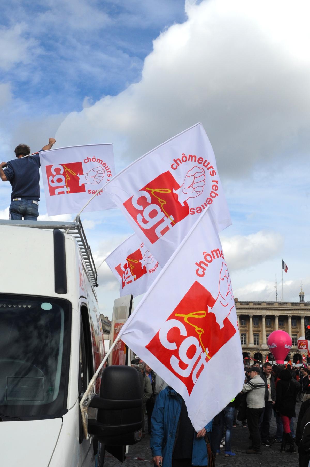 Drapeaux de la Cgt chômeurs