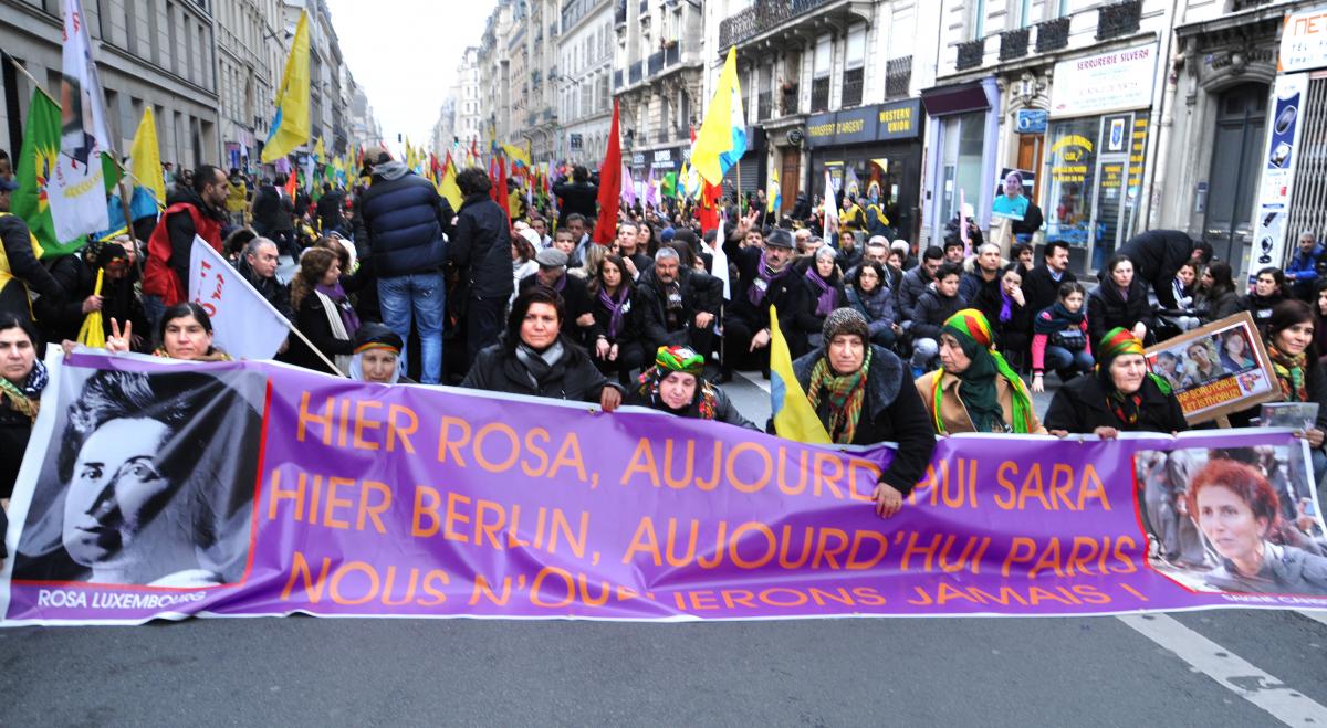 Marche à Paris des associations kurdes de France pour la vérité et la justice