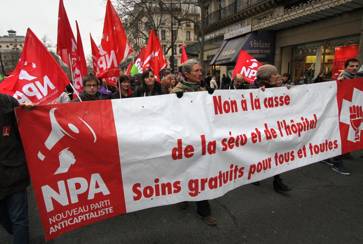 Banderole et cortège du NPA