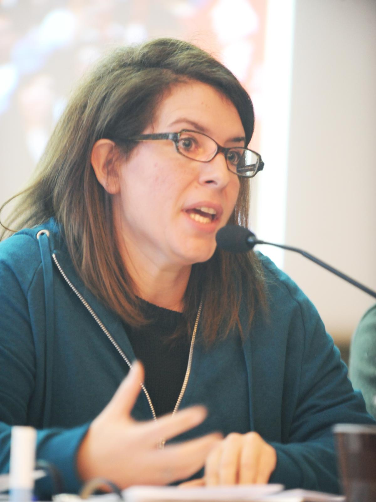 Flavia VERRI, Enseignante Syndicaliste Militante d ENSEMBLE membre de la Gauche Anticapitaliste Front de Gauche