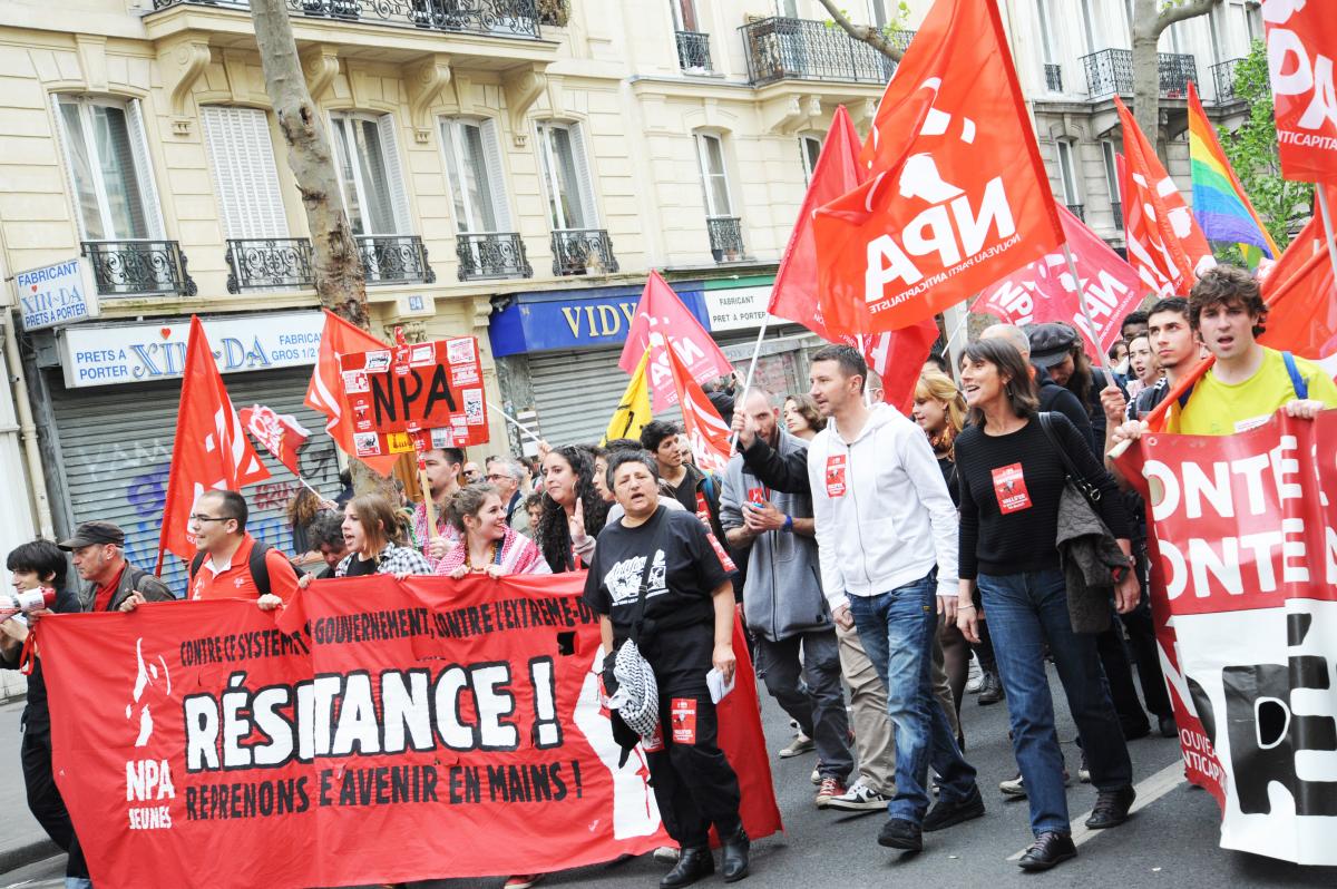Christine Poupin et Olivier Besancenot cortège Npa en fin de manifestation à Nation