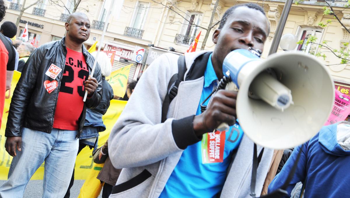 Cortège des sans papiers contre l'austérité