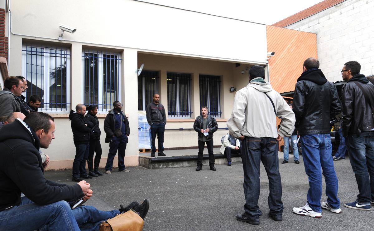 10em jour de grêve à 100% AG Postiers Epinay sur Orge 91 Essonne