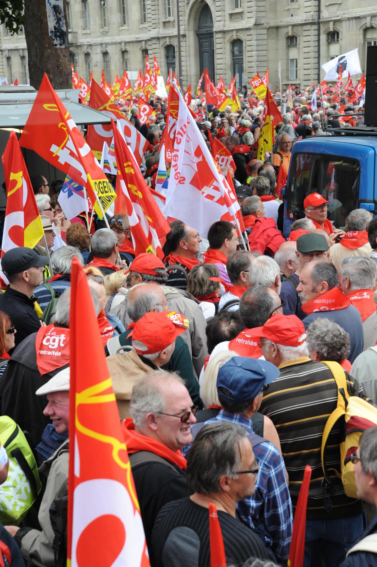 Manifestation Nationale intersyndicale Retraités Non au plan d'Austérité 20000 retraités à Paris