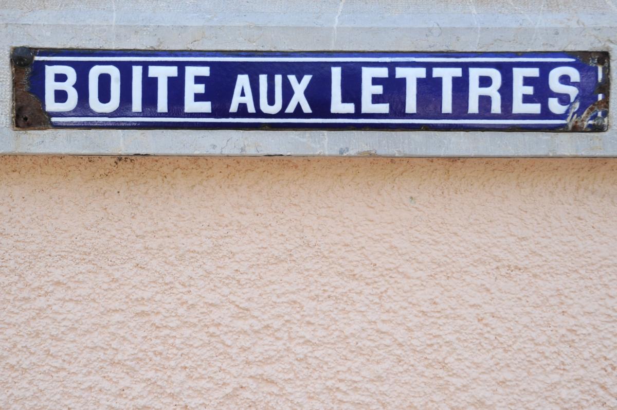 Boite aux Lettres Poste service public de village