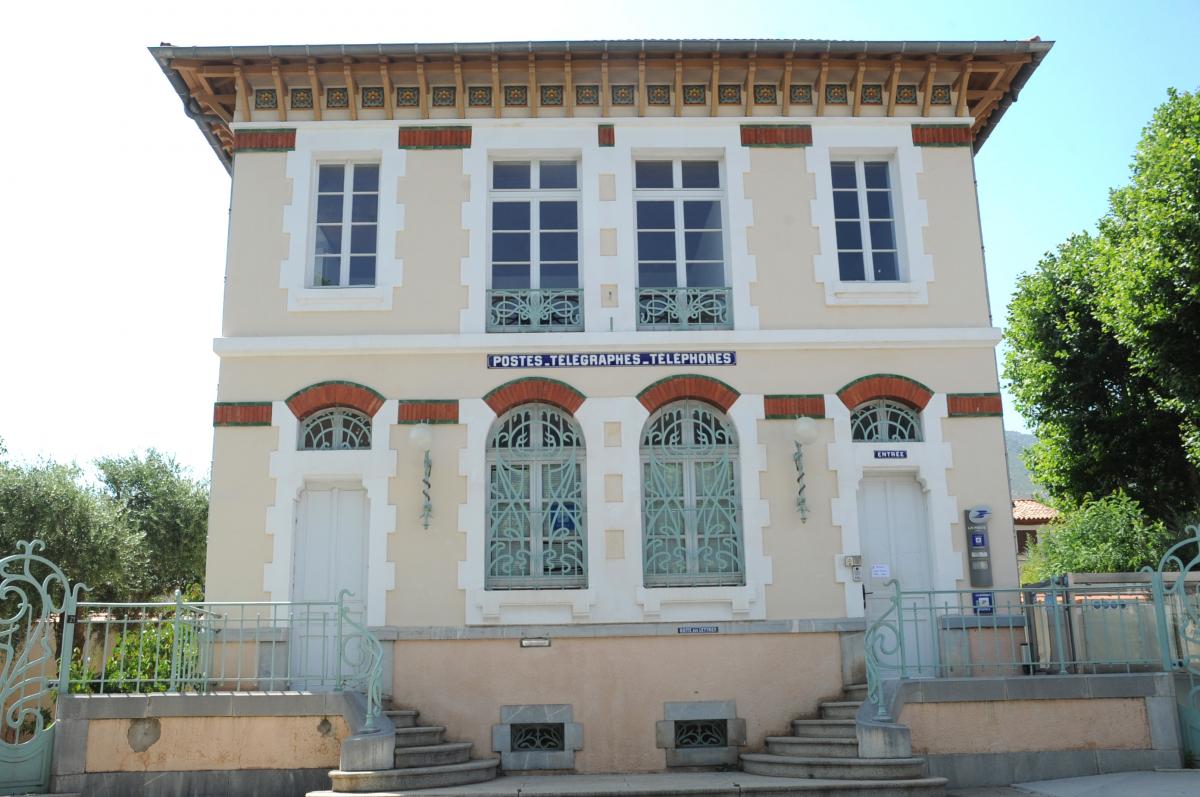 Postes Télégraphes Téléphonnes service public de village