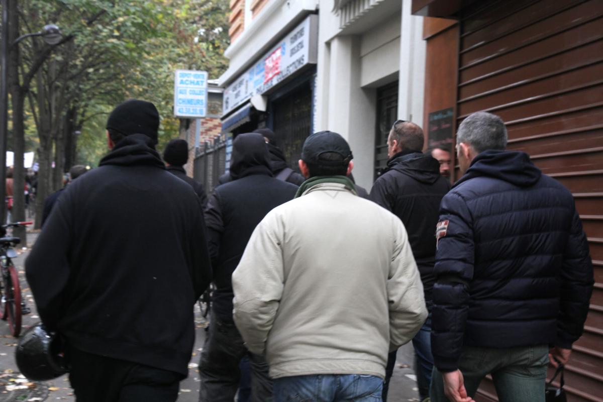 flics ou manifestants? Flics!