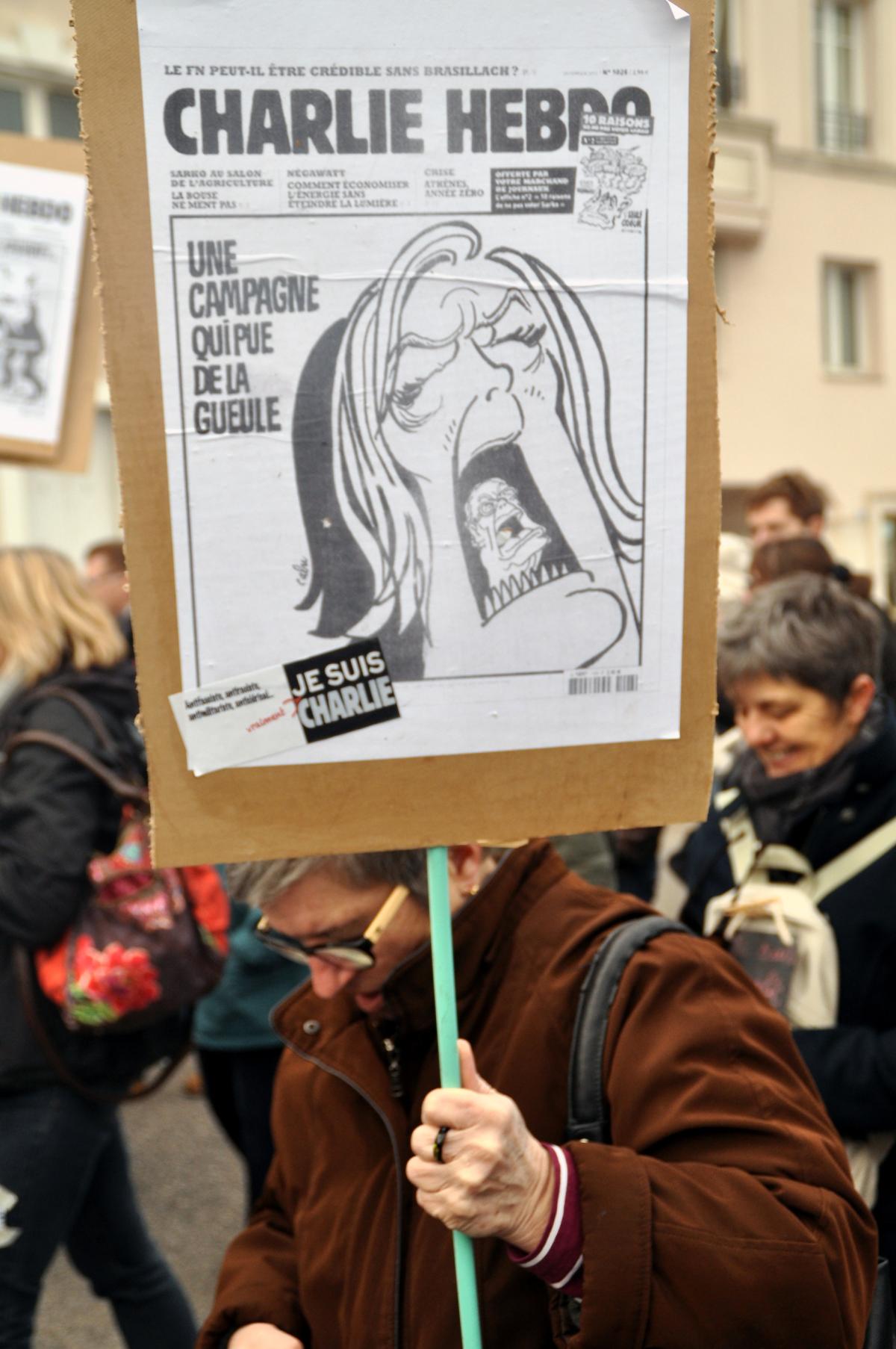 Une de Charlie Hebdo contre le FN