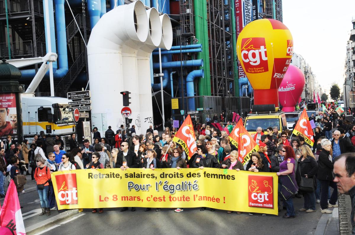 Ballon Cgt Ile de France à l'appel de la marche mondiale des femmes
