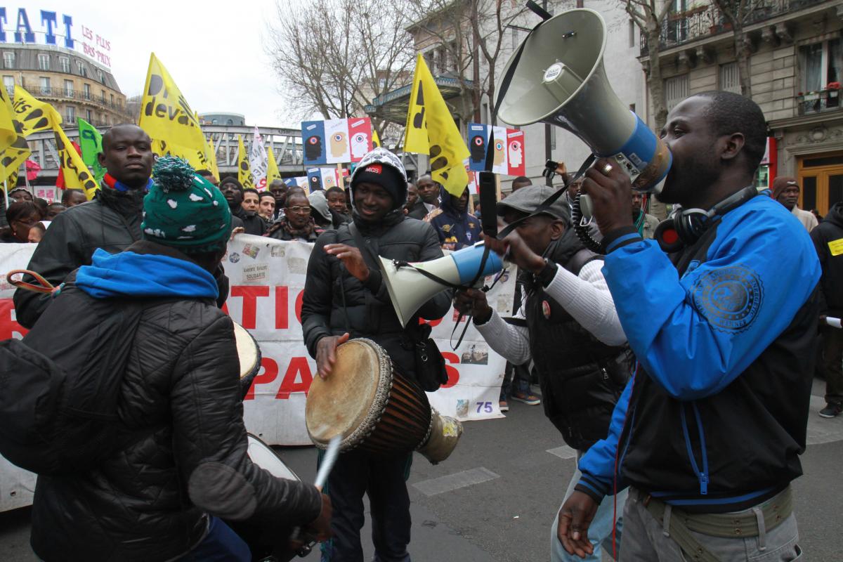 Cortège de sans-papiers