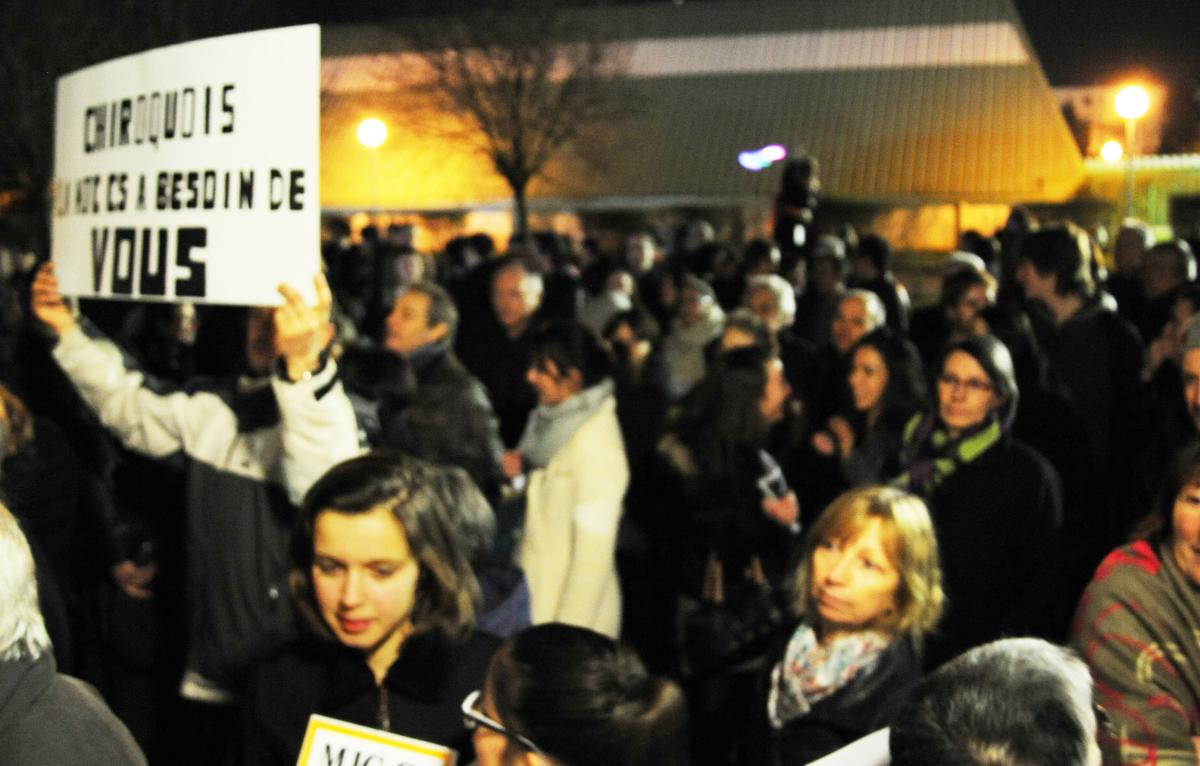 Manifestation citoyenne de tous les soutiens de la MJC-cs Chilly Mazarin