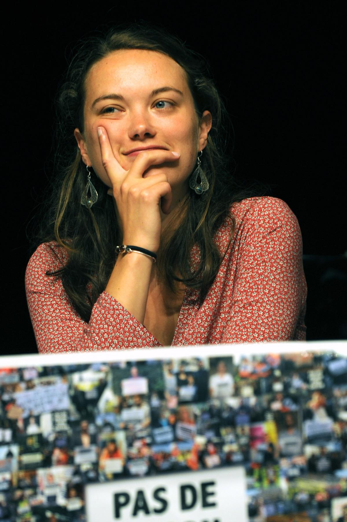 Tribune 4em Fête Anticapitaliste du Npa salle Olympe de Gouges