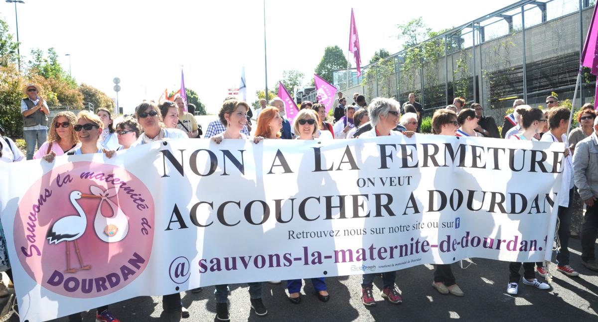 Non à la fermeture Sauvons la Maternité de Dourdan Essonne