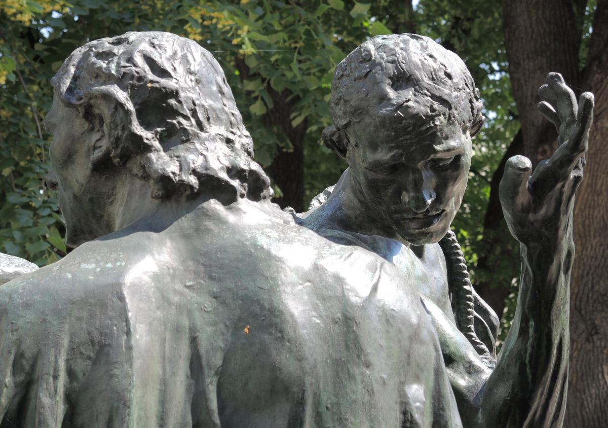 Les Bourgeois de Calais de Rodin corde au cou victimes d'un marché imaginé par le roi d'Angleterre Édouard III en 1347 Calais ville Anglaise de 1347 à 1558