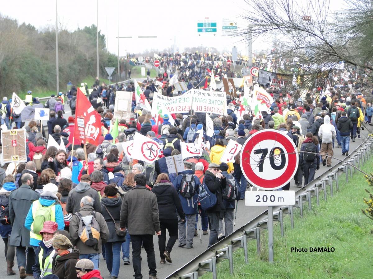 NDDL, manifestation de blocage du périphérique de Nantes