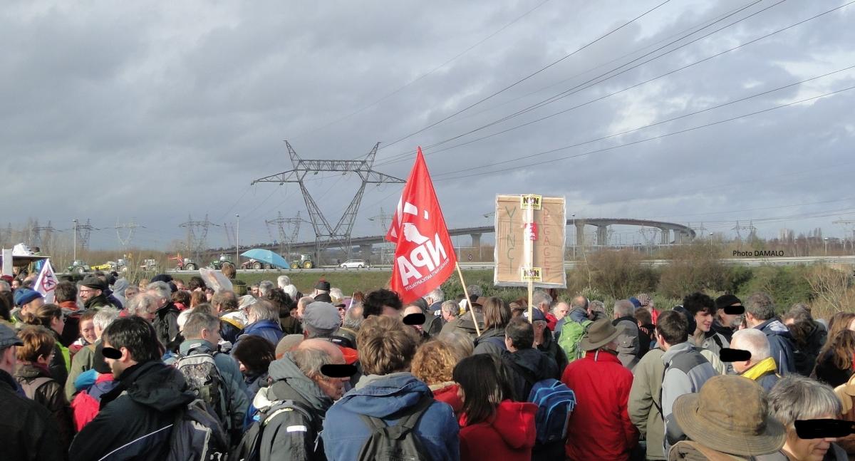 manifestation - blocage du périphérique de Nantes